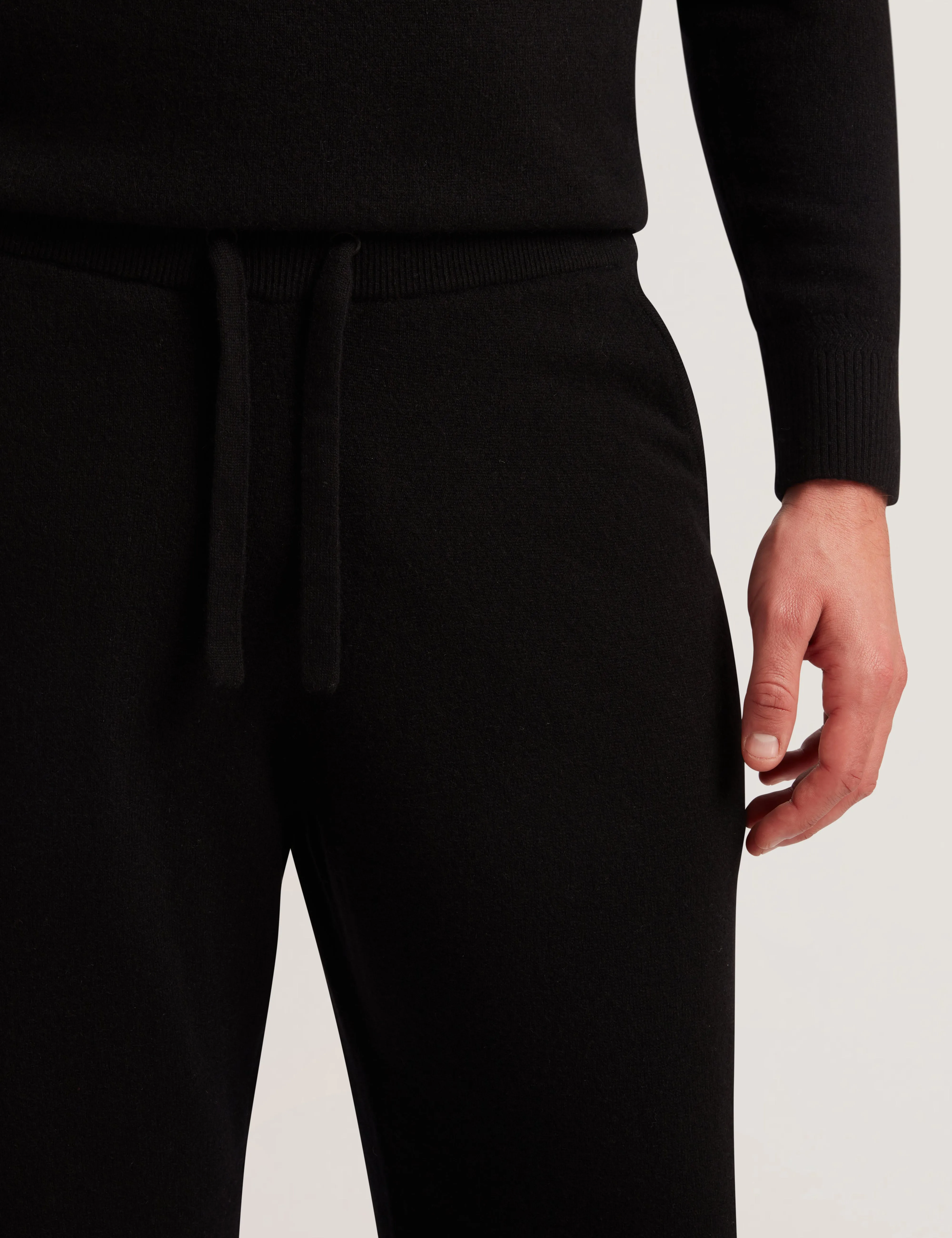 Boras Regular Cashmere Jogger Black