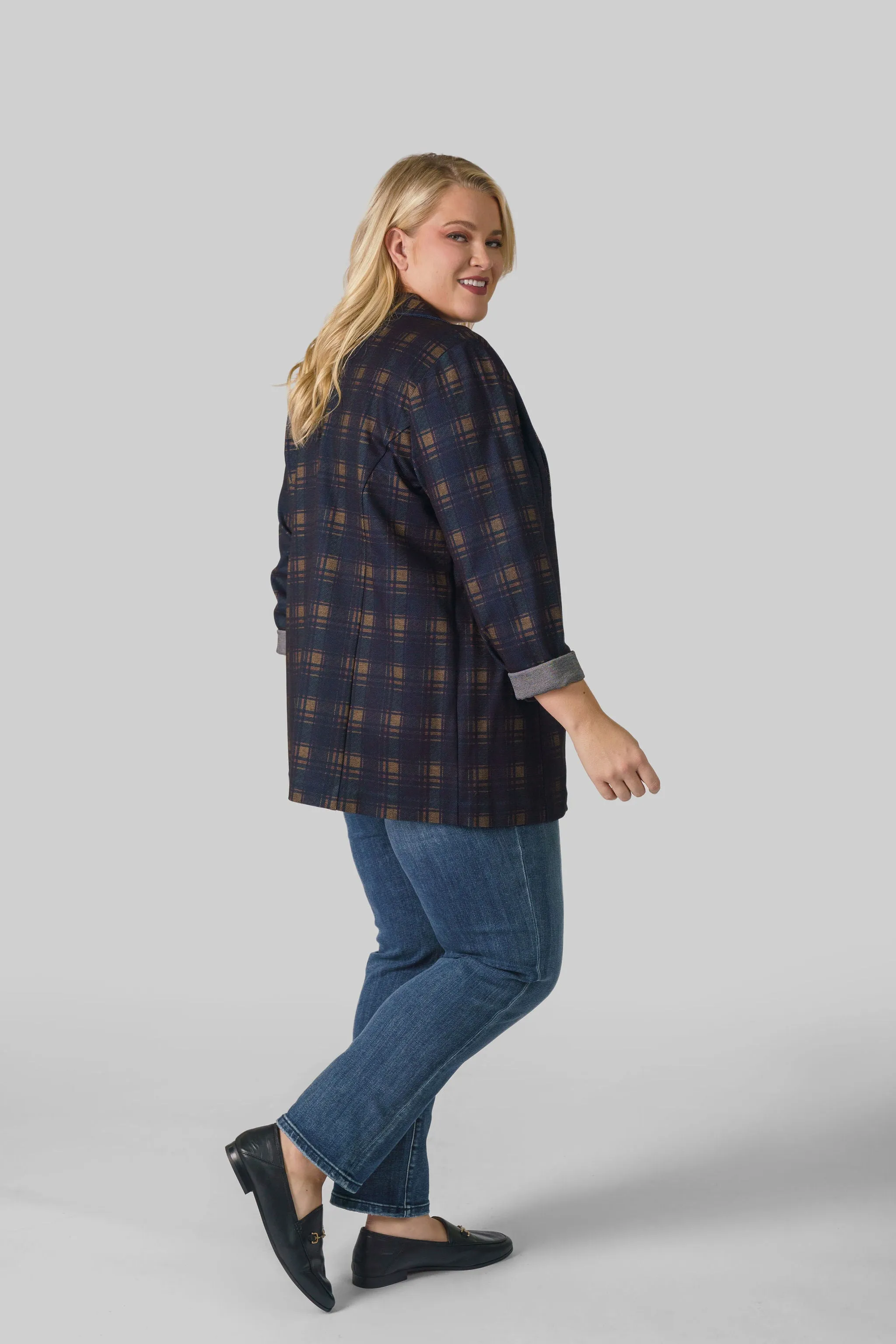 BOYFRIEND BLAZER