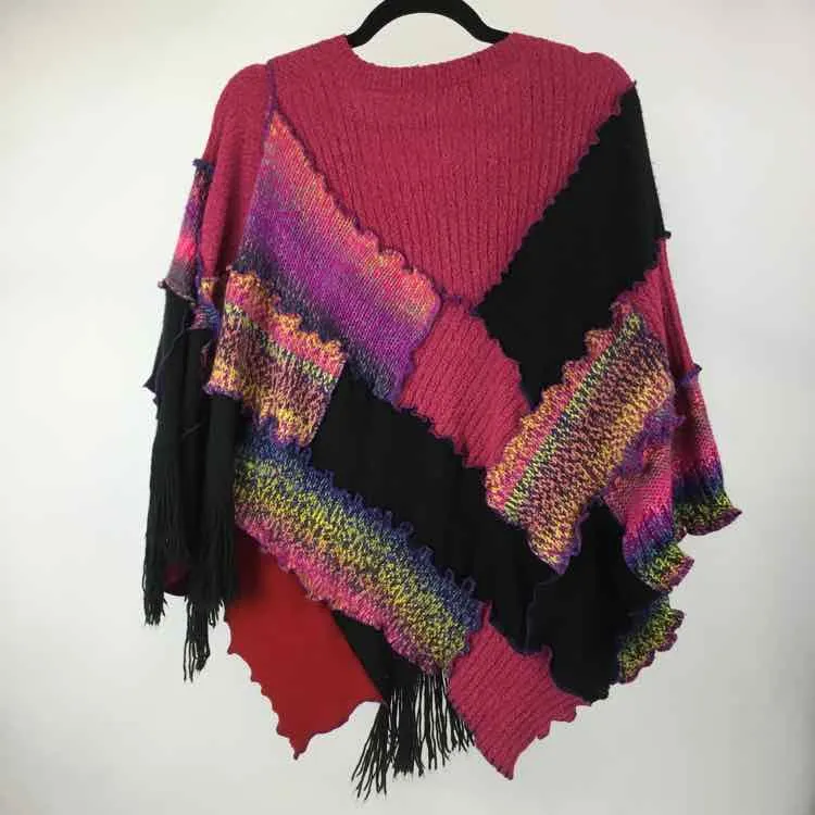 BrisingDesigns Size One Size Pink/Black NWT Handmade Poncho