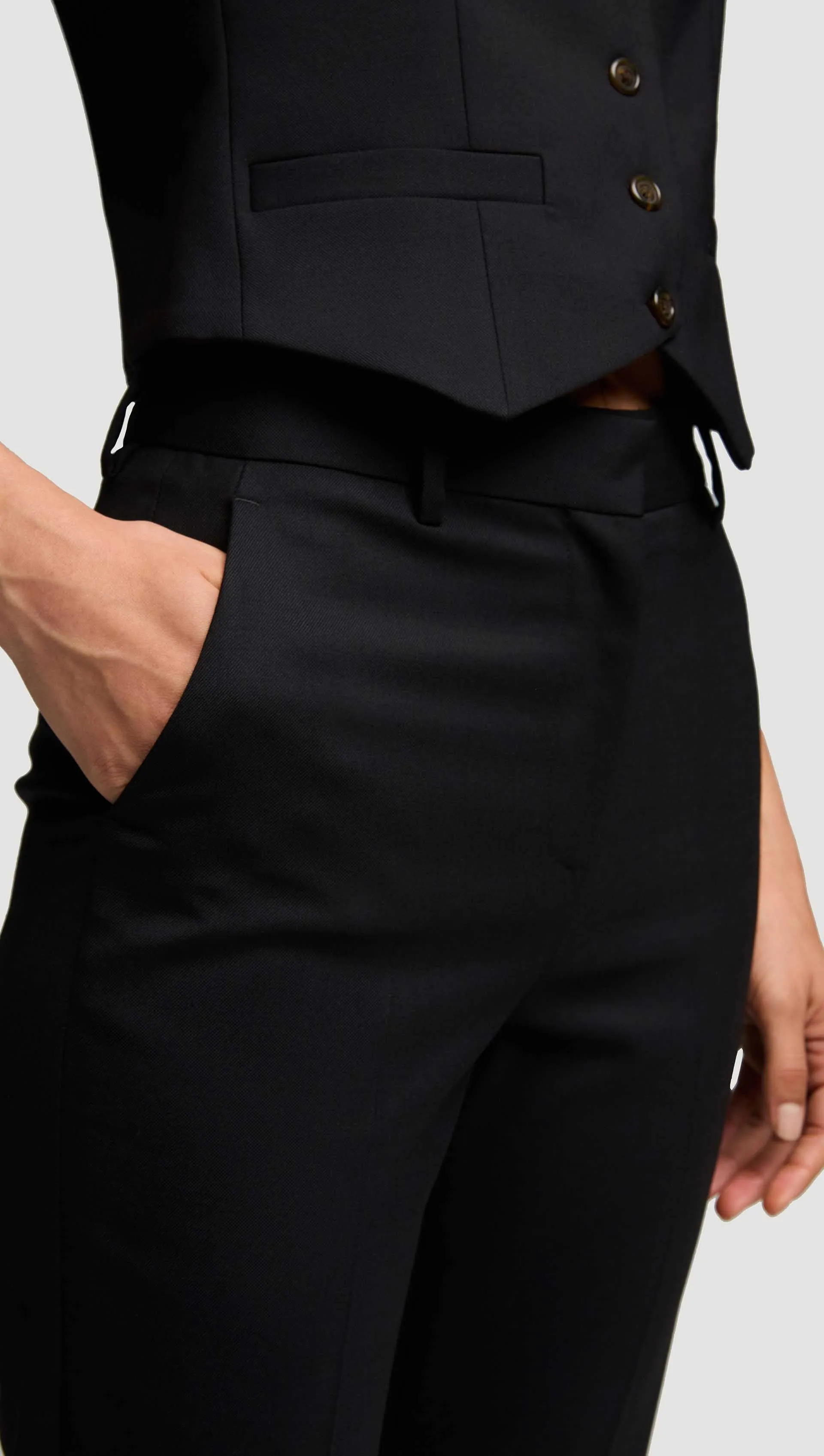 Cropped Straight Leg Trouser in Seasonless Wool | Black