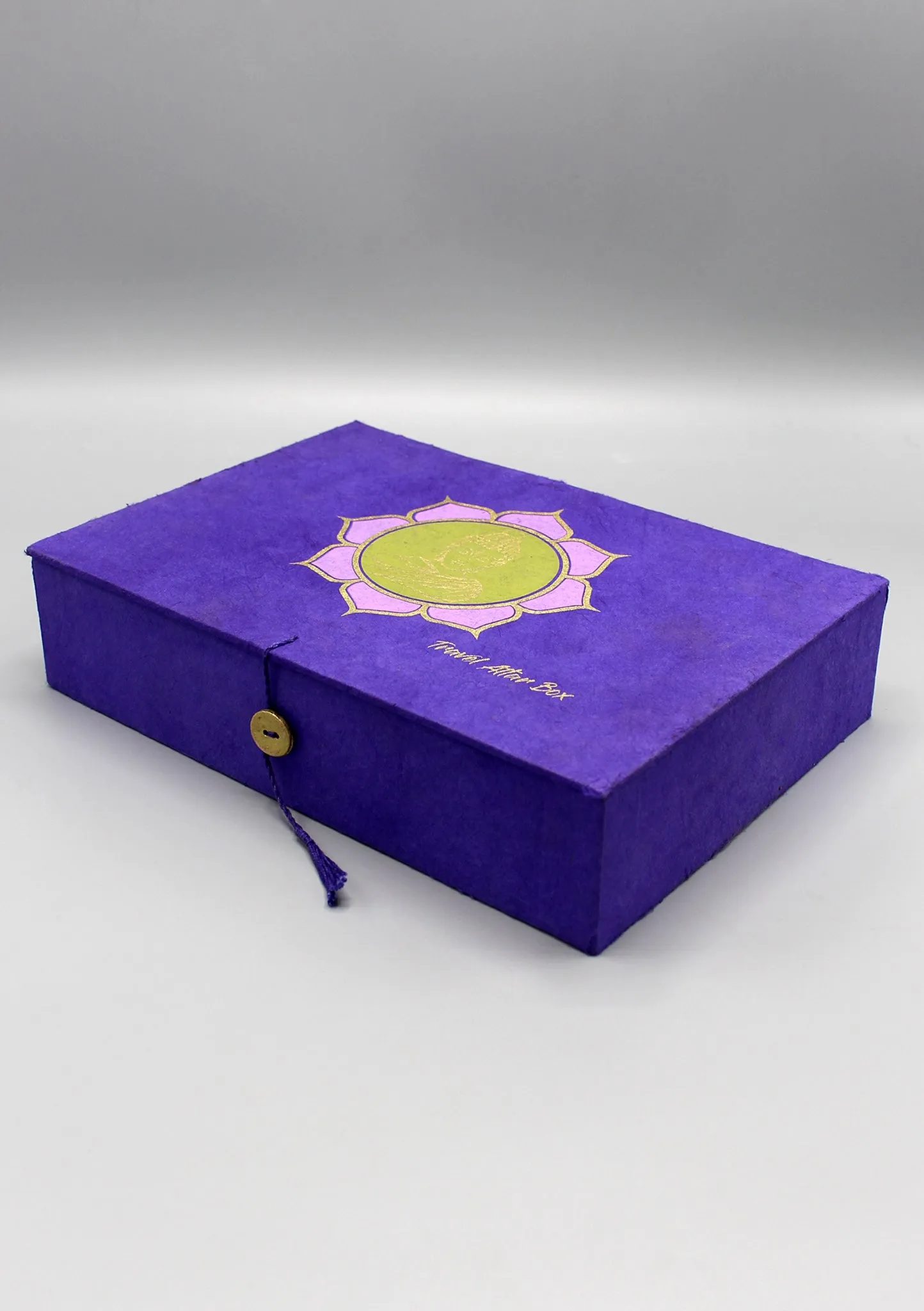 Incense, Statue, Prayer Flags Buddha Travel Altar Box
