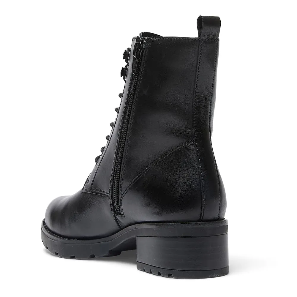 Inferno Boot in Black Leather