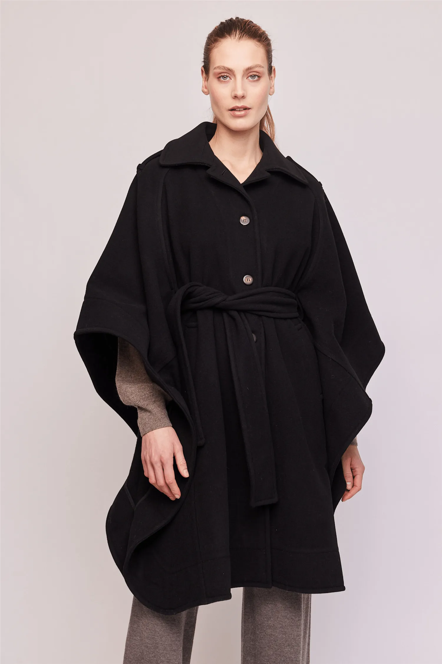 Lara Coat Black