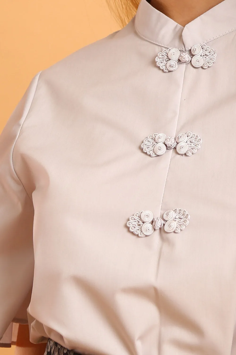 Laurine Mandarin Collar Top in Grey