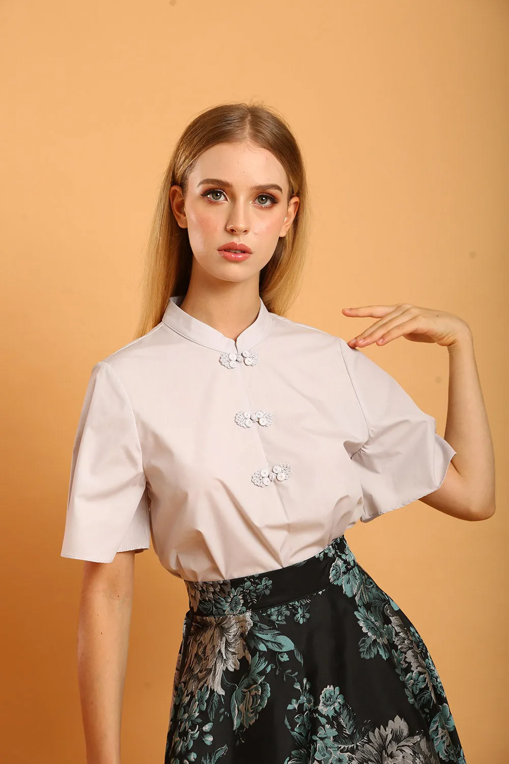 Laurine Mandarin Collar Top in Grey