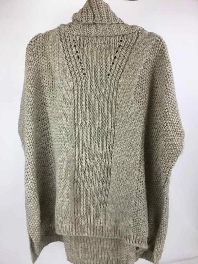 Look M By NY Size One Size Beige Cowl Neck Poncho