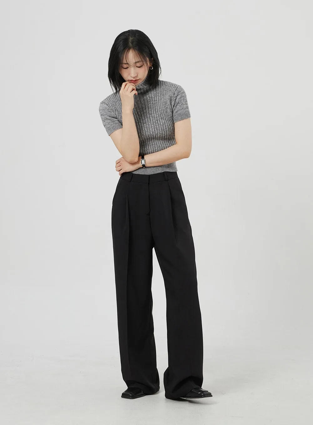 Ribbed Knit Turtleneck Top OM302