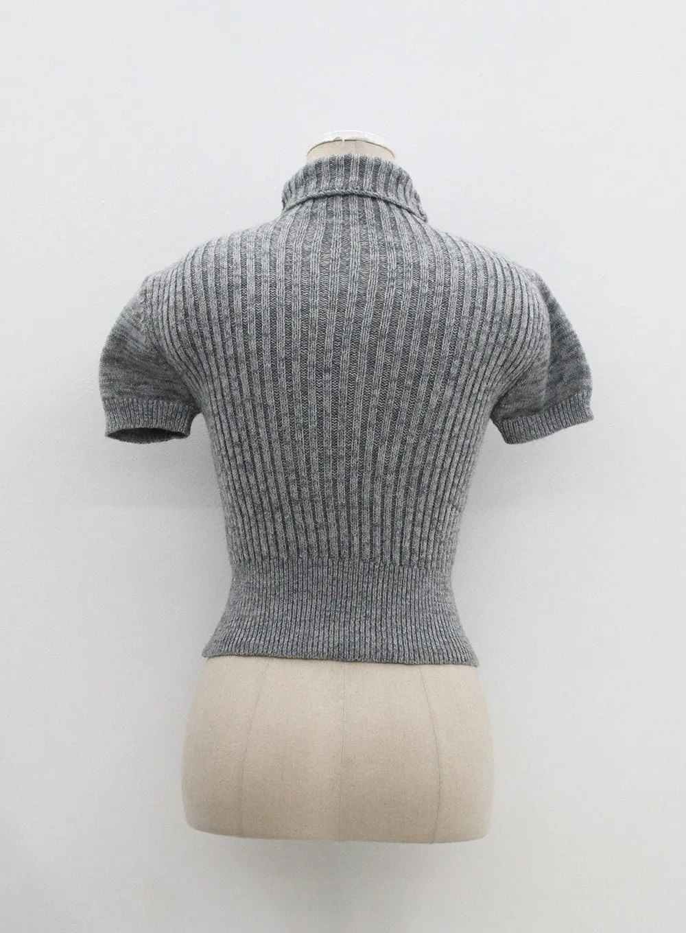 Ribbed Knit Turtleneck Top OM302