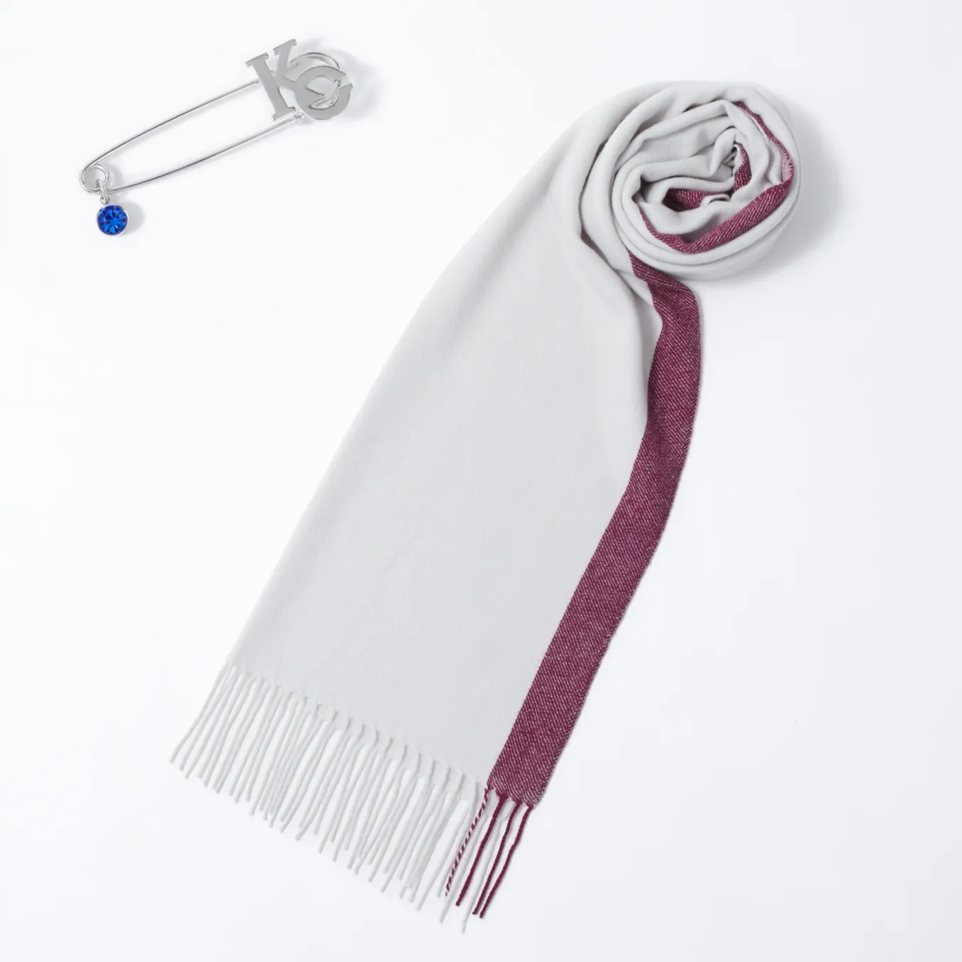 Seto Kaiba Model Scarf & Scarf Pin Yu-Gi-Oh! Duel Monsters