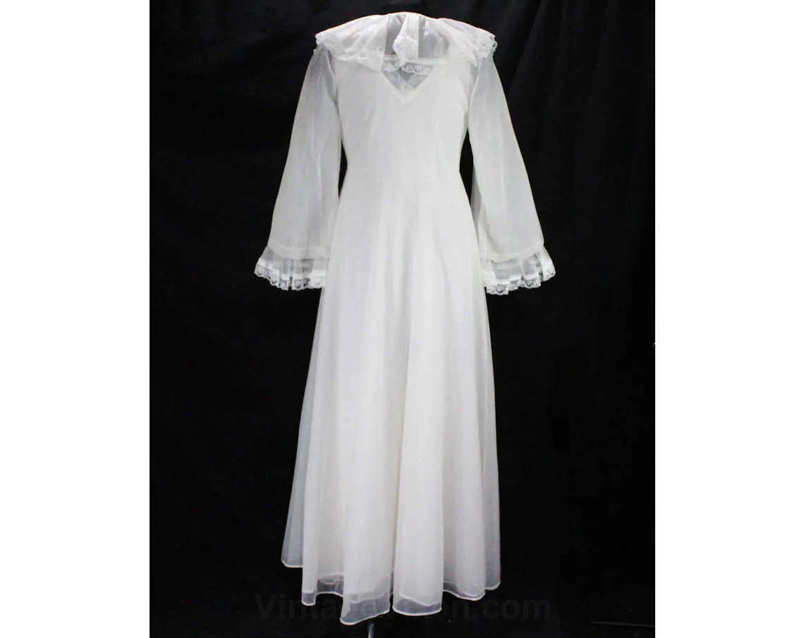 Size 8 Nightgown & Robe Set - Small Medium 1960s Peignoir Lingerie - Beautiful Pastel Daisy Embroidery - Summer Trousseau Nightie - Bust 35