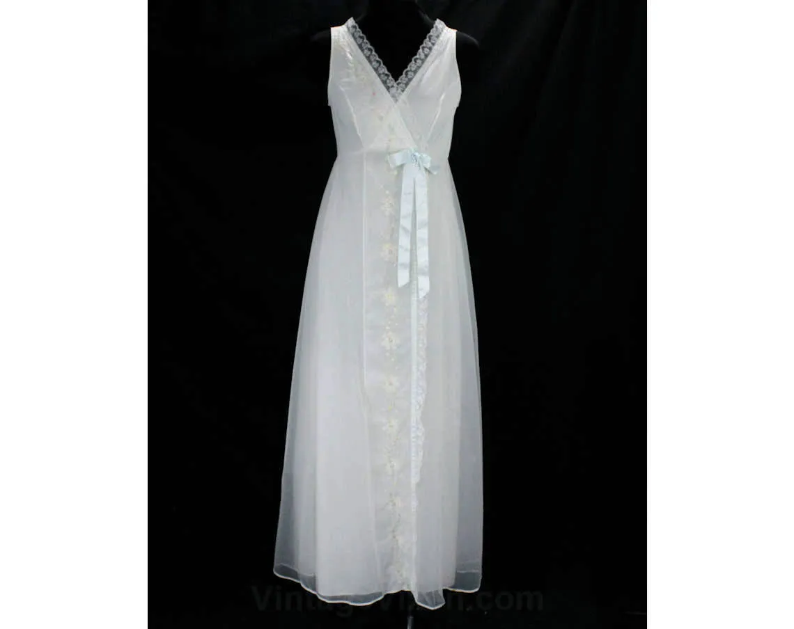 Size 8 Nightgown & Robe Set - Small Medium 1960s Peignoir Lingerie - Beautiful Pastel Daisy Embroidery - Summer Trousseau Nightie - Bust 35