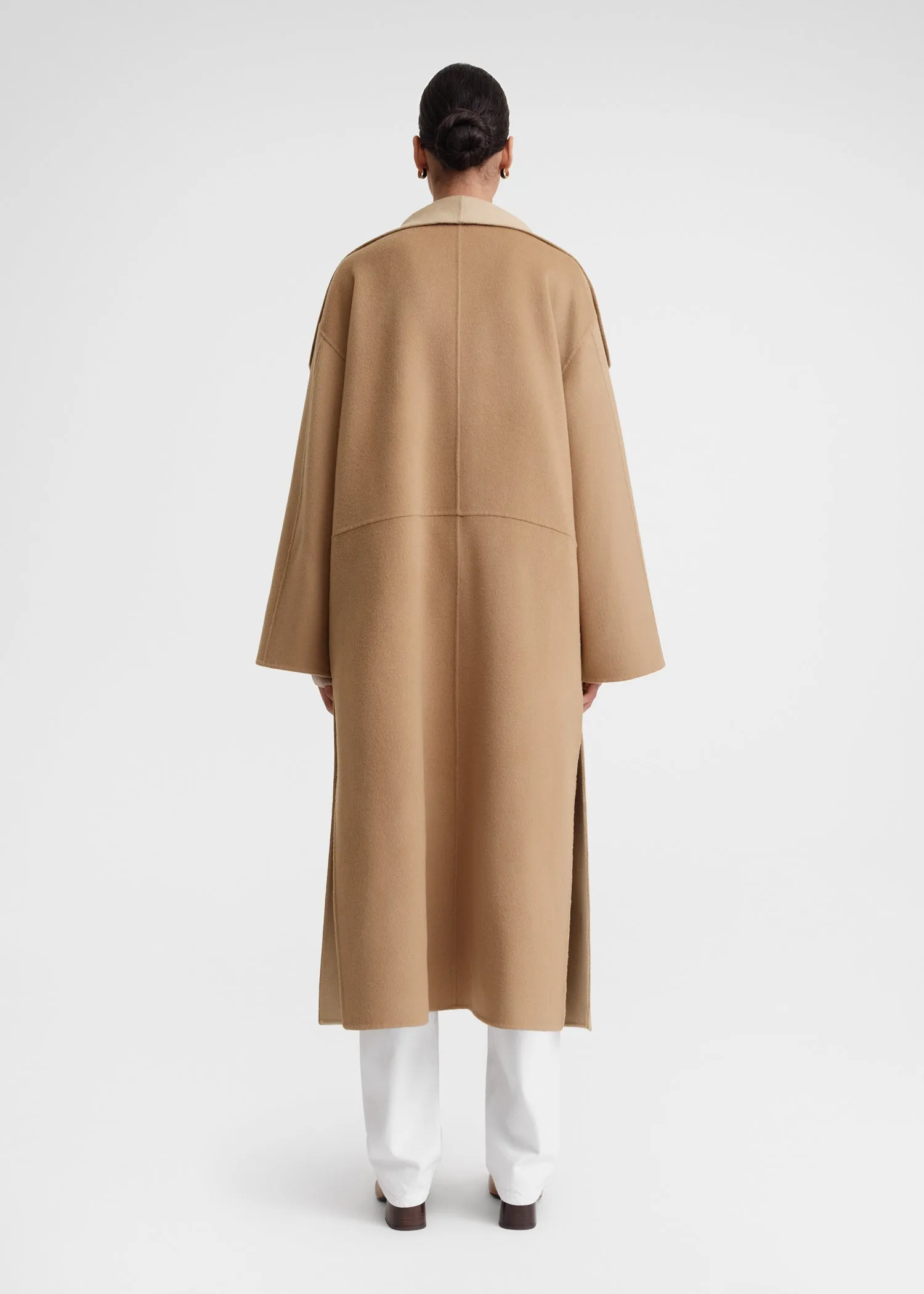 Two-tone signature wool cashmere coat dark biscuit