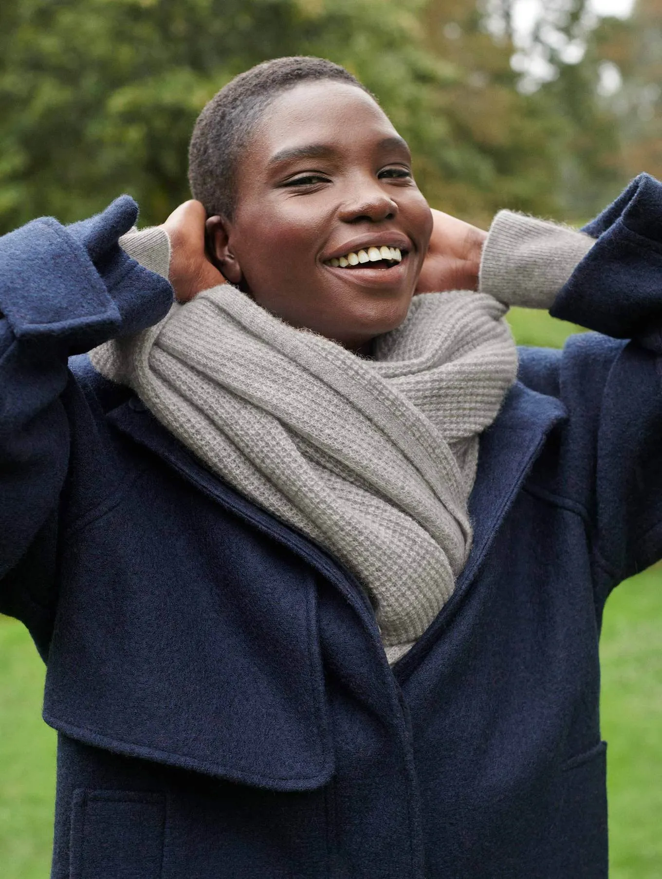 White   Warren - Cashmere Thermal Wrap in Misty Grey Heather